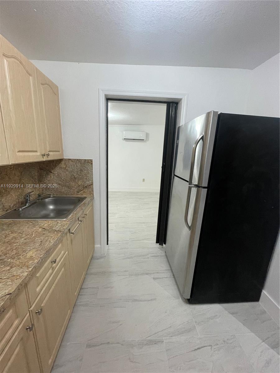 NORTH MIAMI HIGHLANDS - Residential Lease