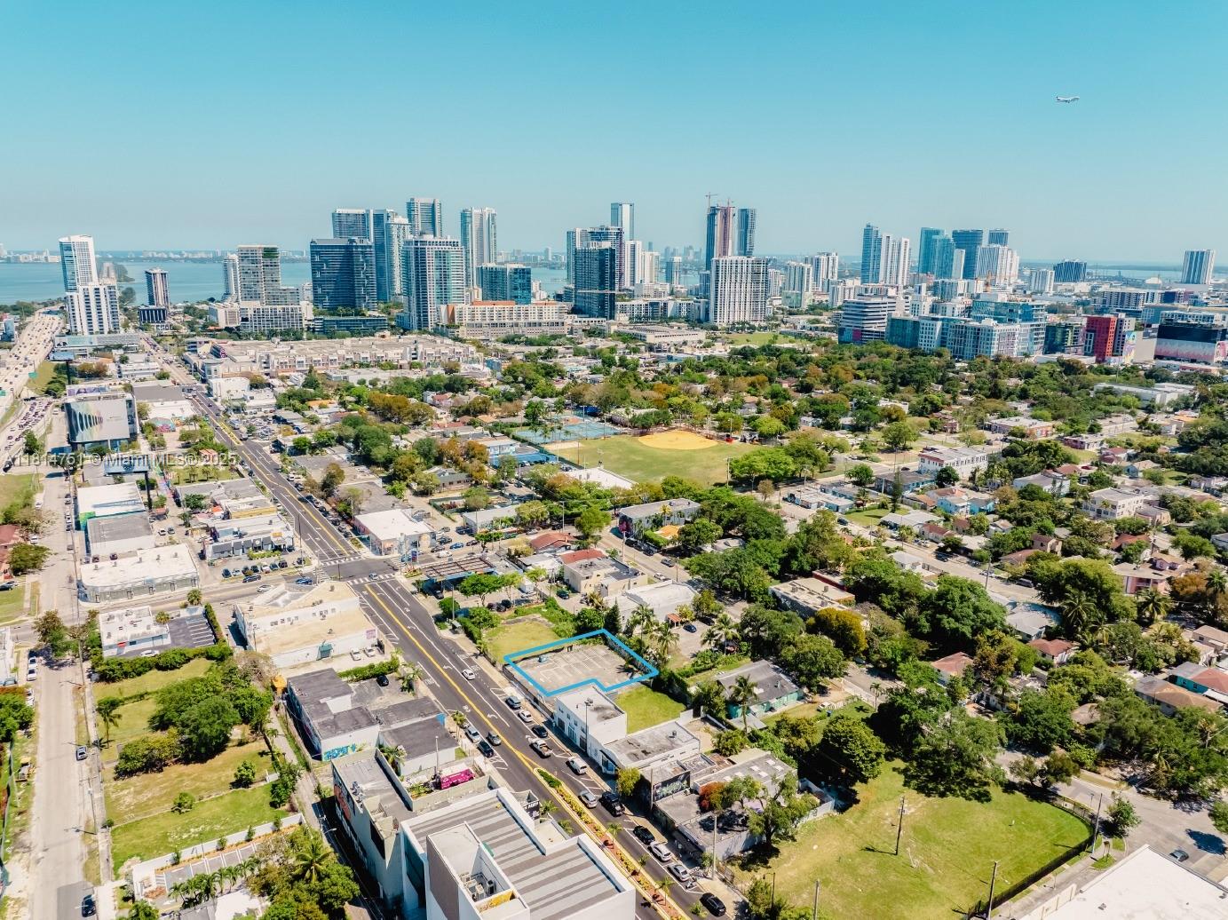 250 NW 36th St