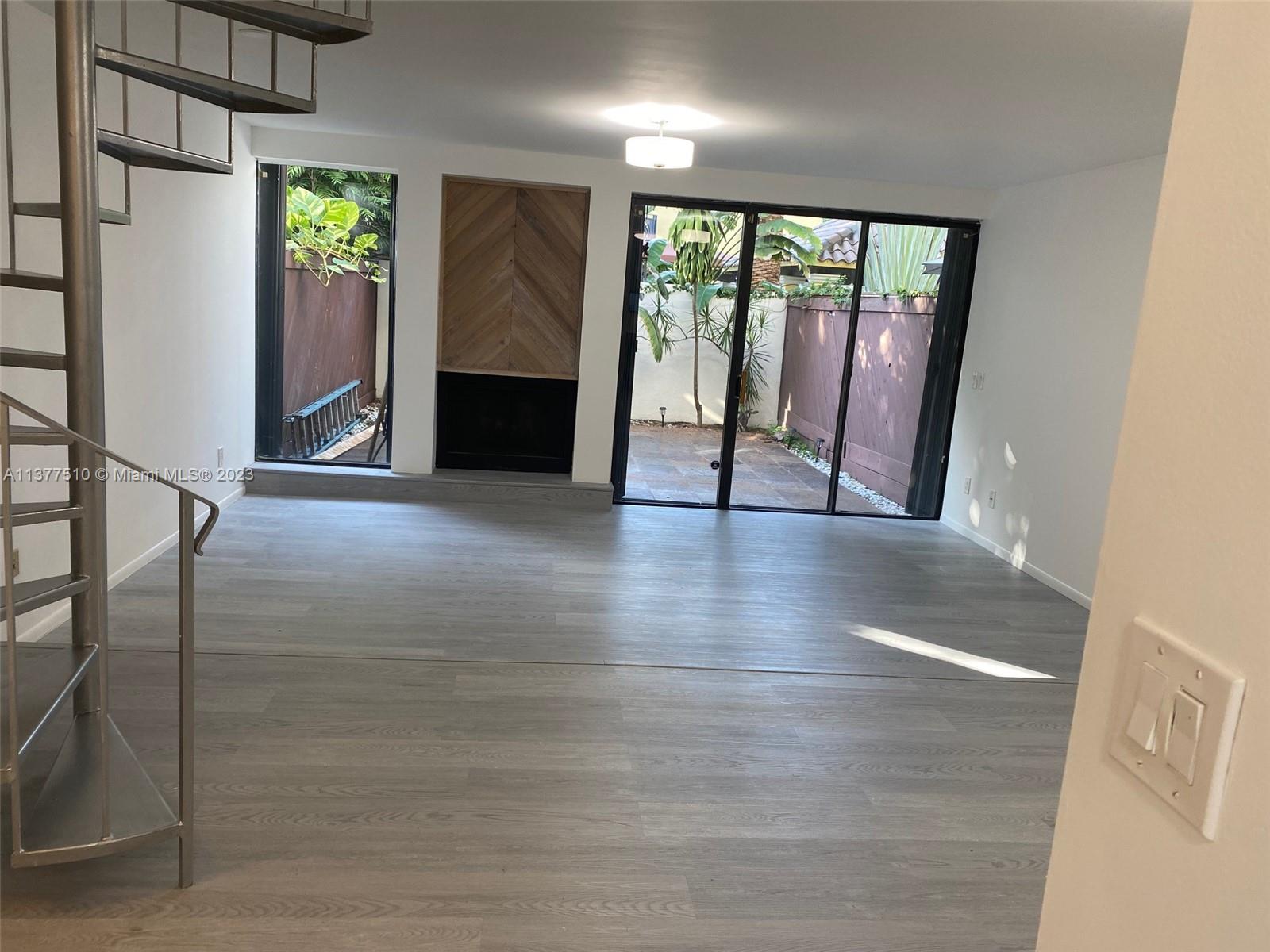 BRICKELLS FLAGLER - Residential Lease