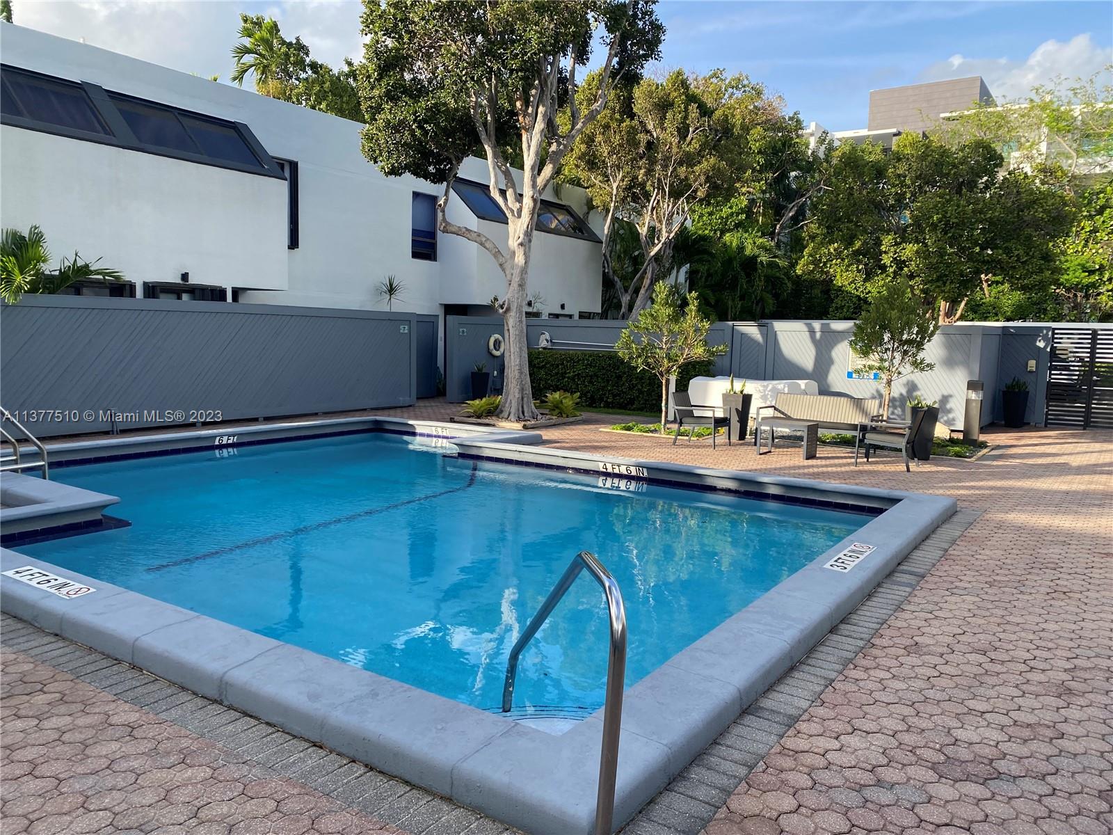 BRICKELLS FLAGLER - Residential Lease