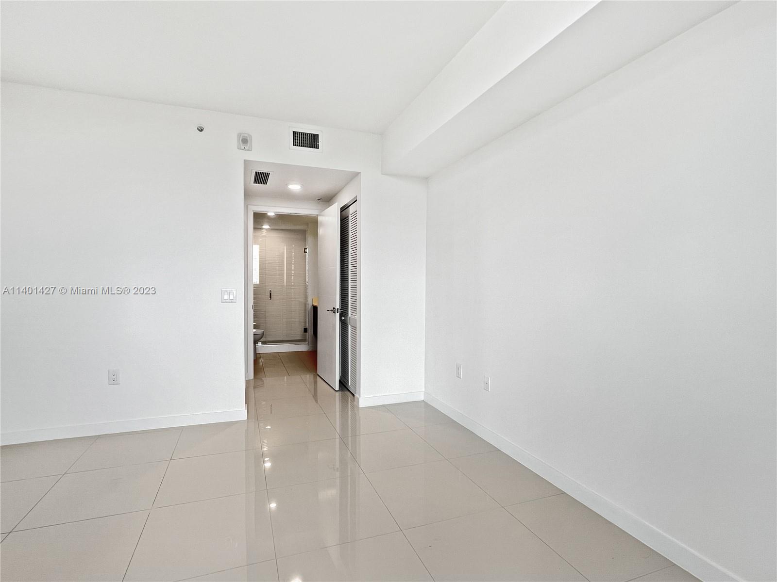 MIDTOWN DORAL CONDO 4 - Residential Lease