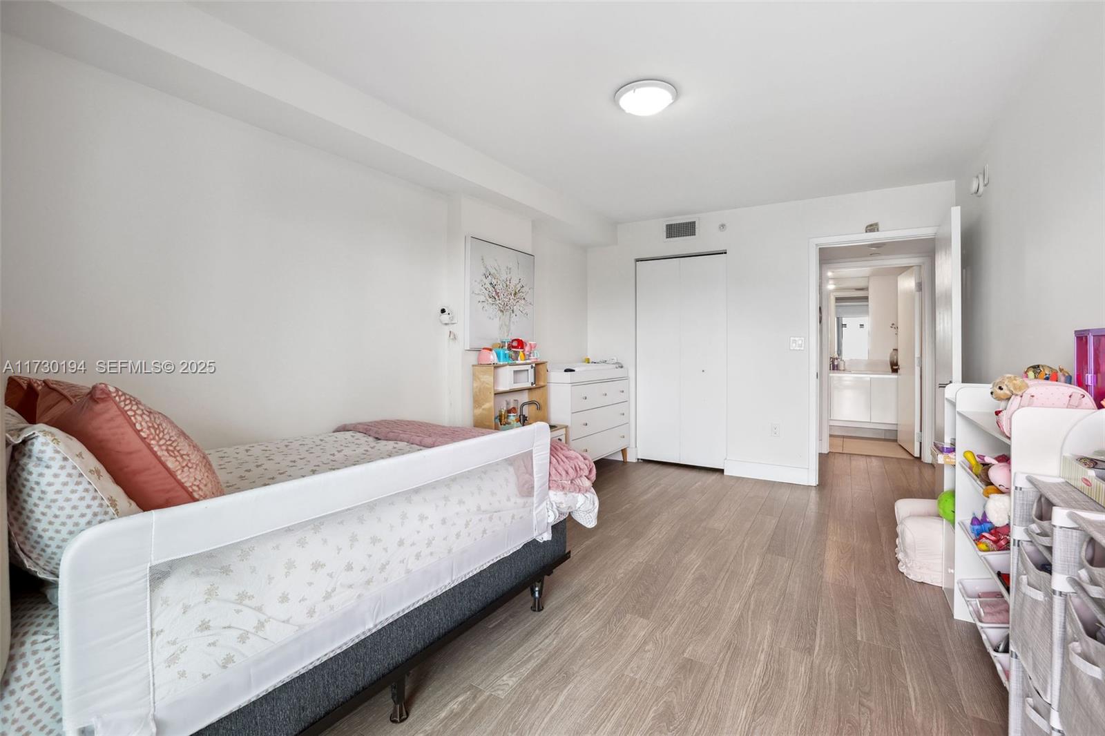 BAY HARBOR CLUB CONDO - Residential