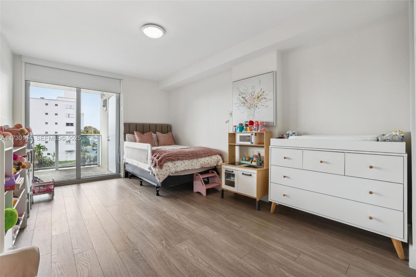 BAY HARBOR CLUB CONDO - Residential