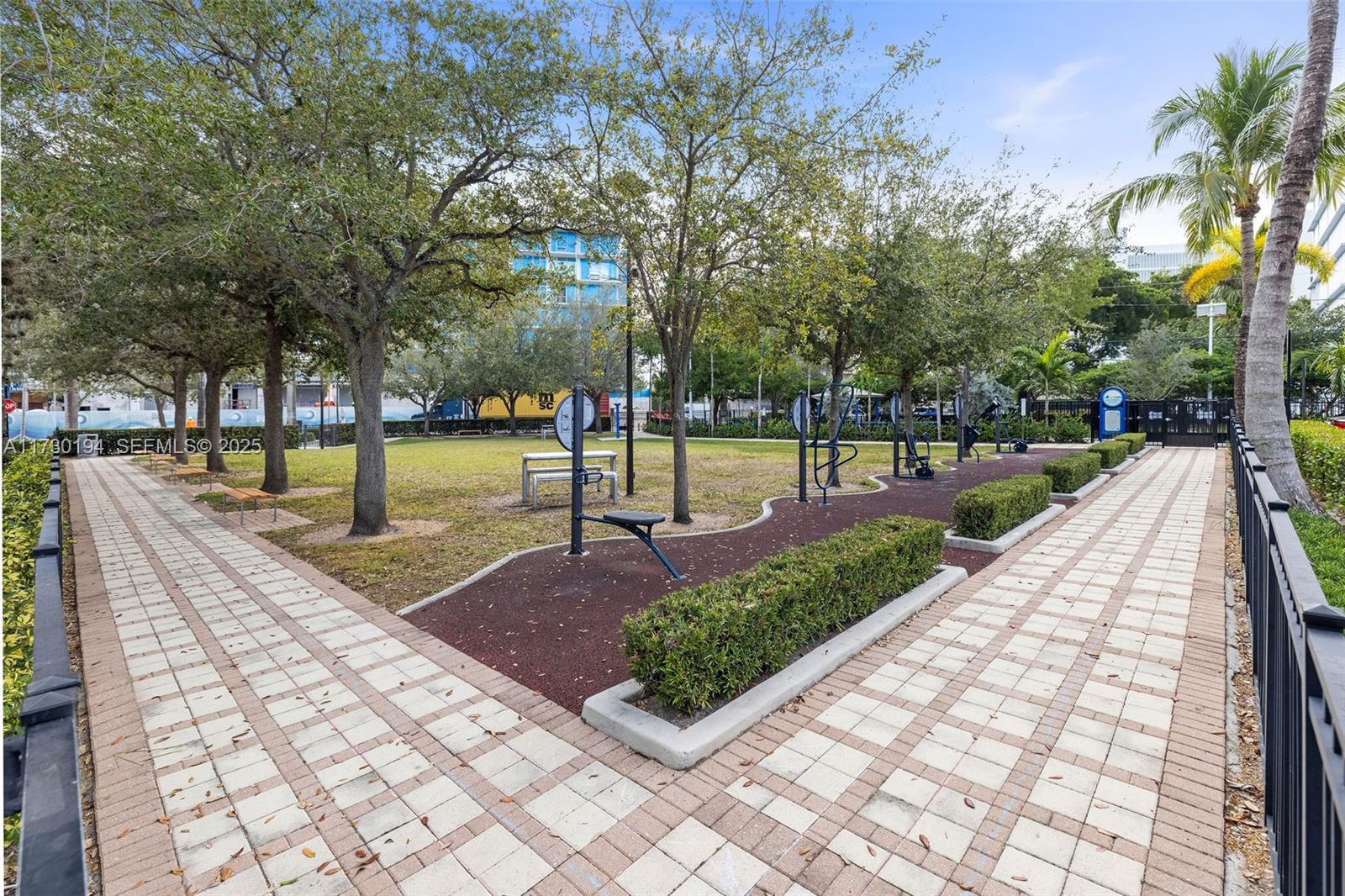 BAY HARBOR CLUB CONDO - Residential