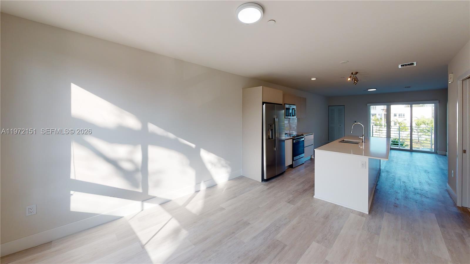 RIVERWOOD - Residential