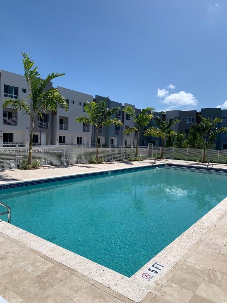 RIVERWOOD - Residential