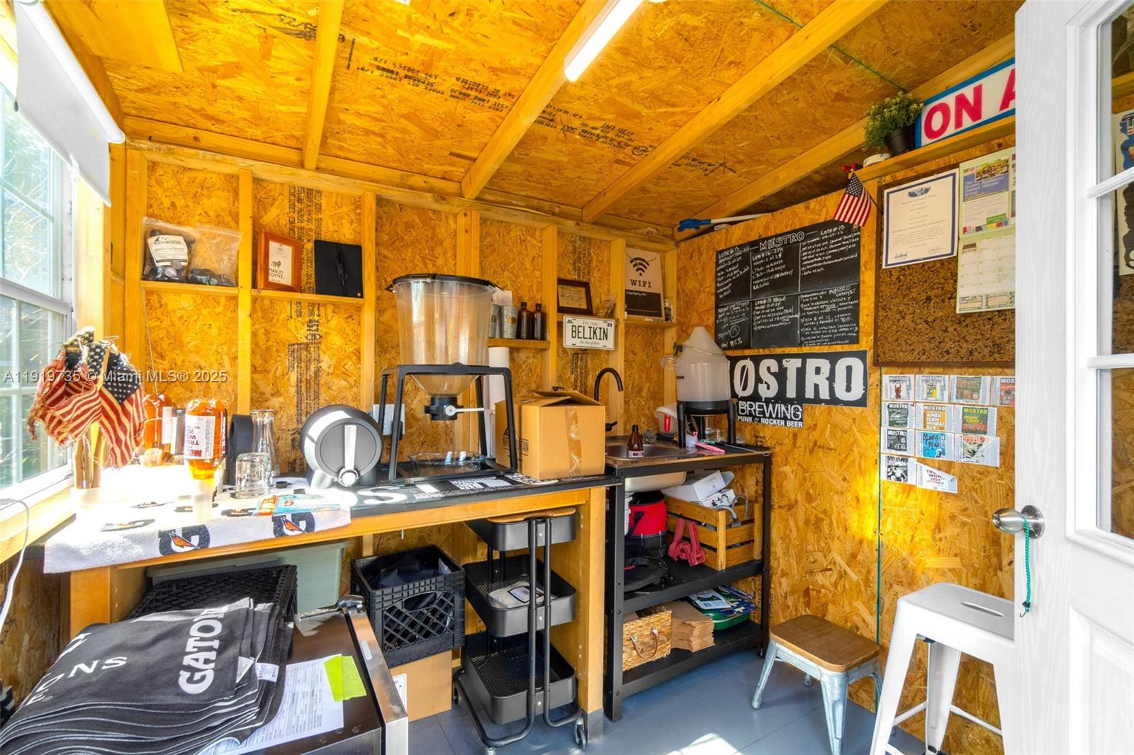 BENSON MANOR - Residential