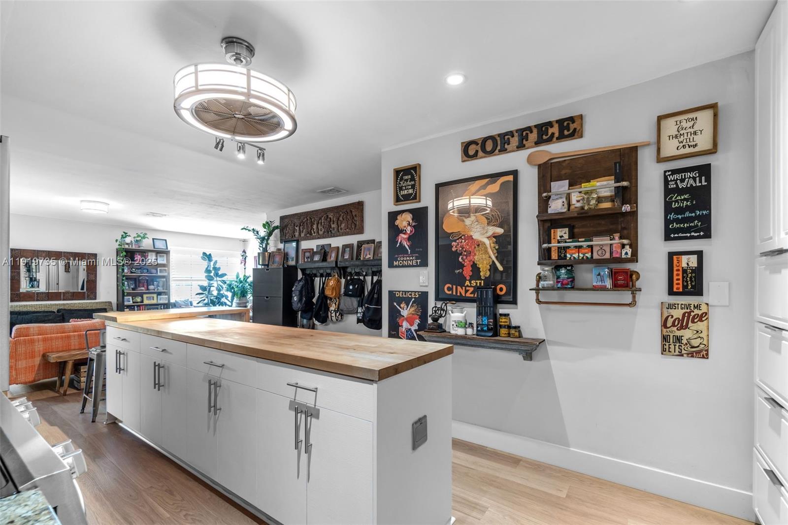 BENSON MANOR - Residential