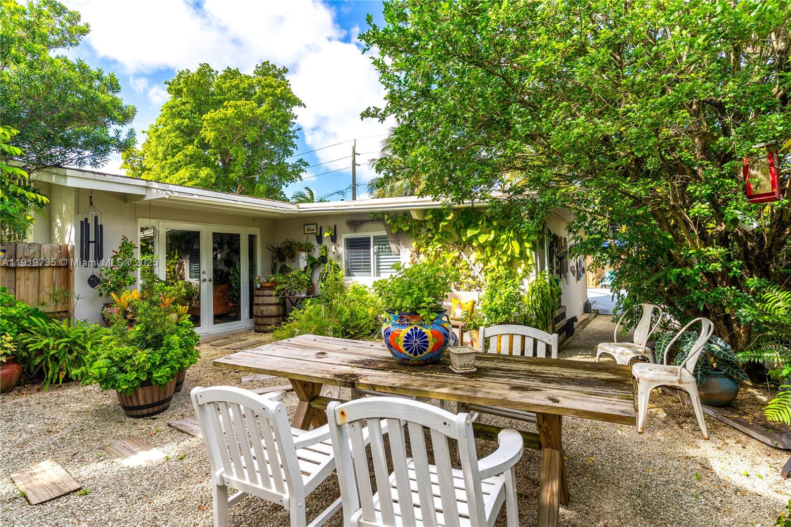 BENSON MANOR - Residential