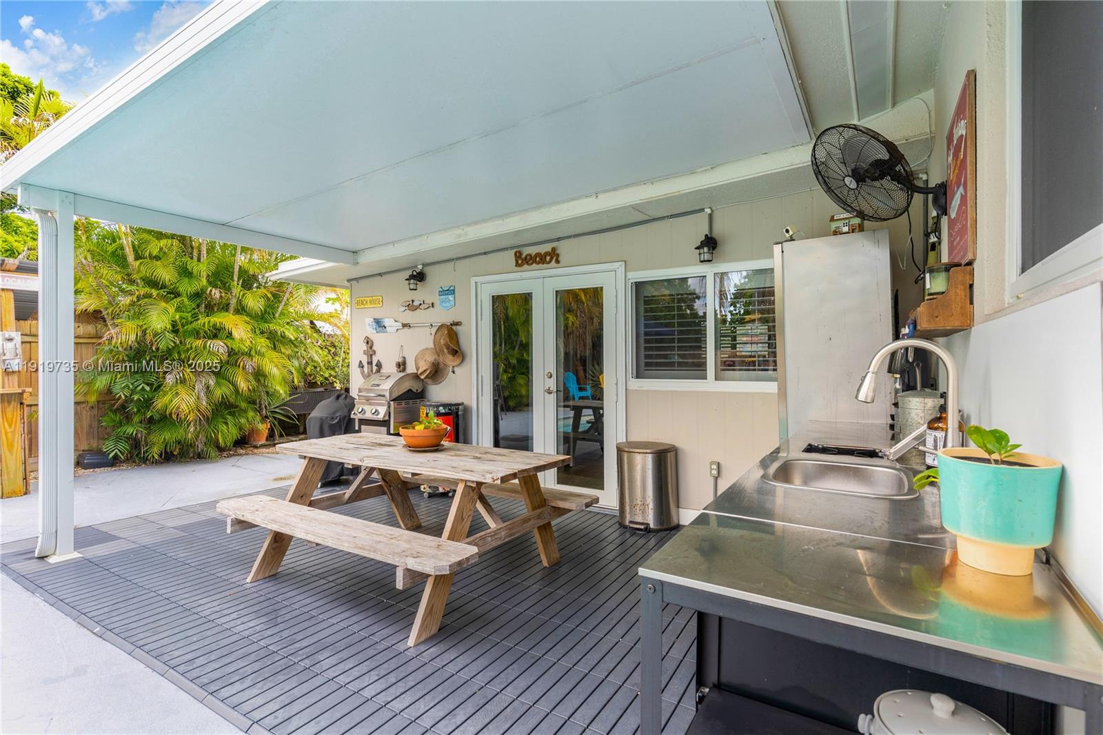 BENSON MANOR - Residential