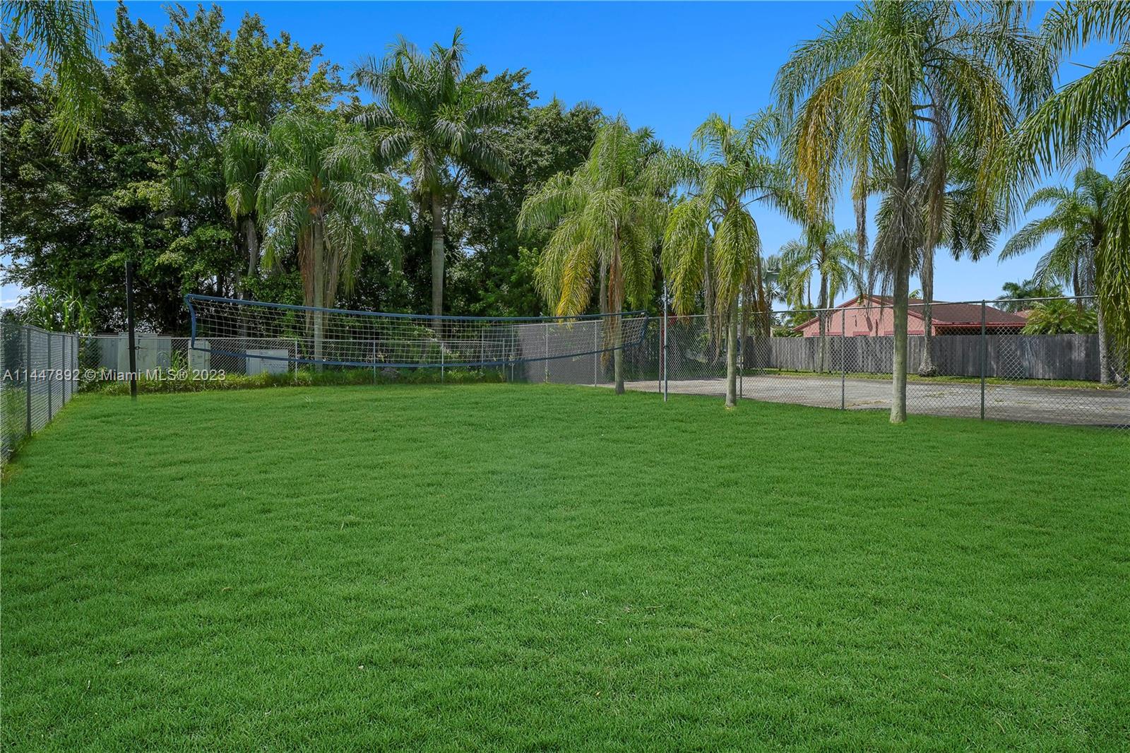 VILLAS OF PALM BAY - Residential