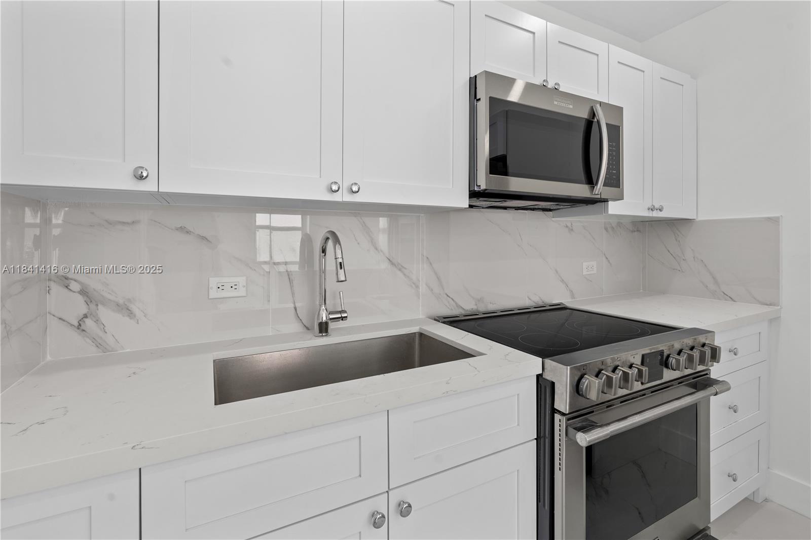 RIDGE CREST - Residential