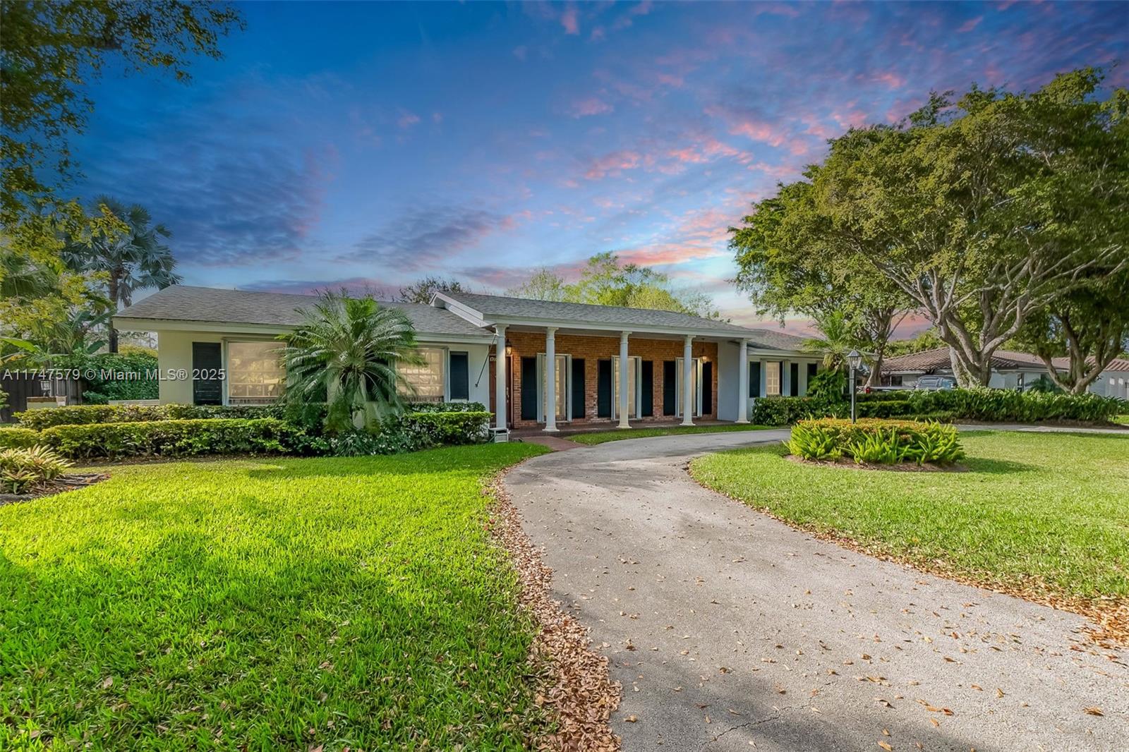 Property for Sale at 17022 Sw 79th Pl, Palmetto Bay, Miami-Dade County, Florida - Bedrooms: 4 
Bathrooms: 3  - $1,275,000