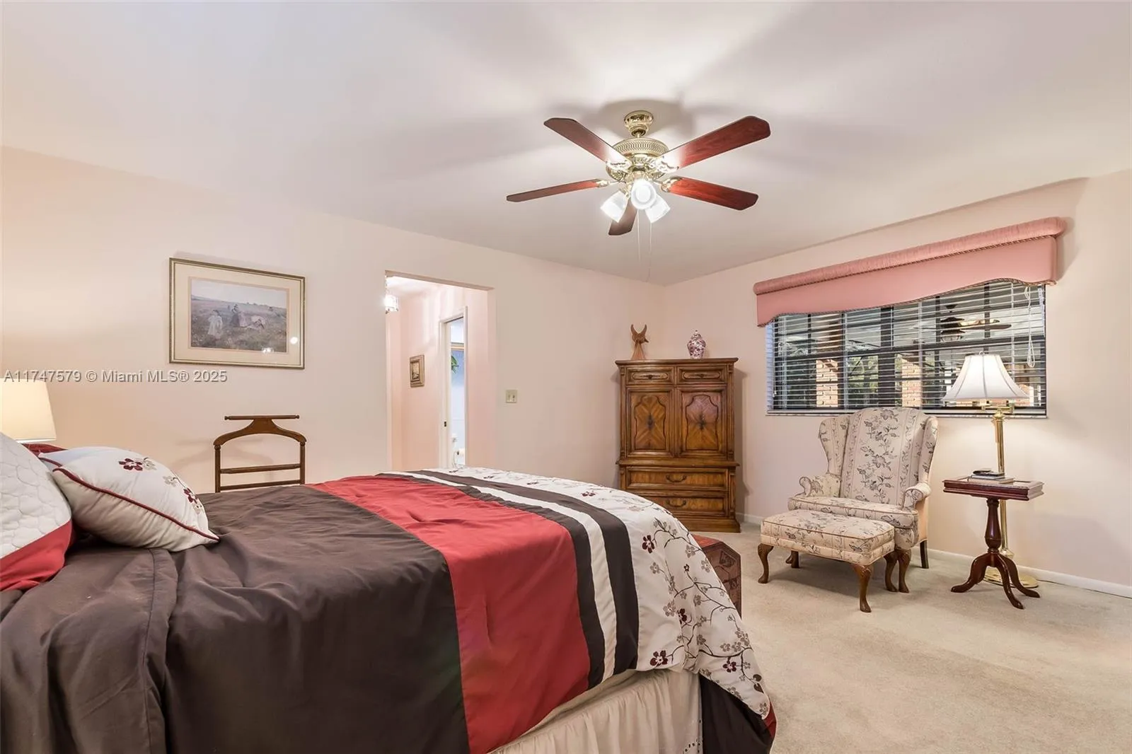 Palmetto Bay, Florida 33157, United States, 4 Bedrooms Bedrooms, ,3 BathroomsBathrooms,Residential,Active,2679