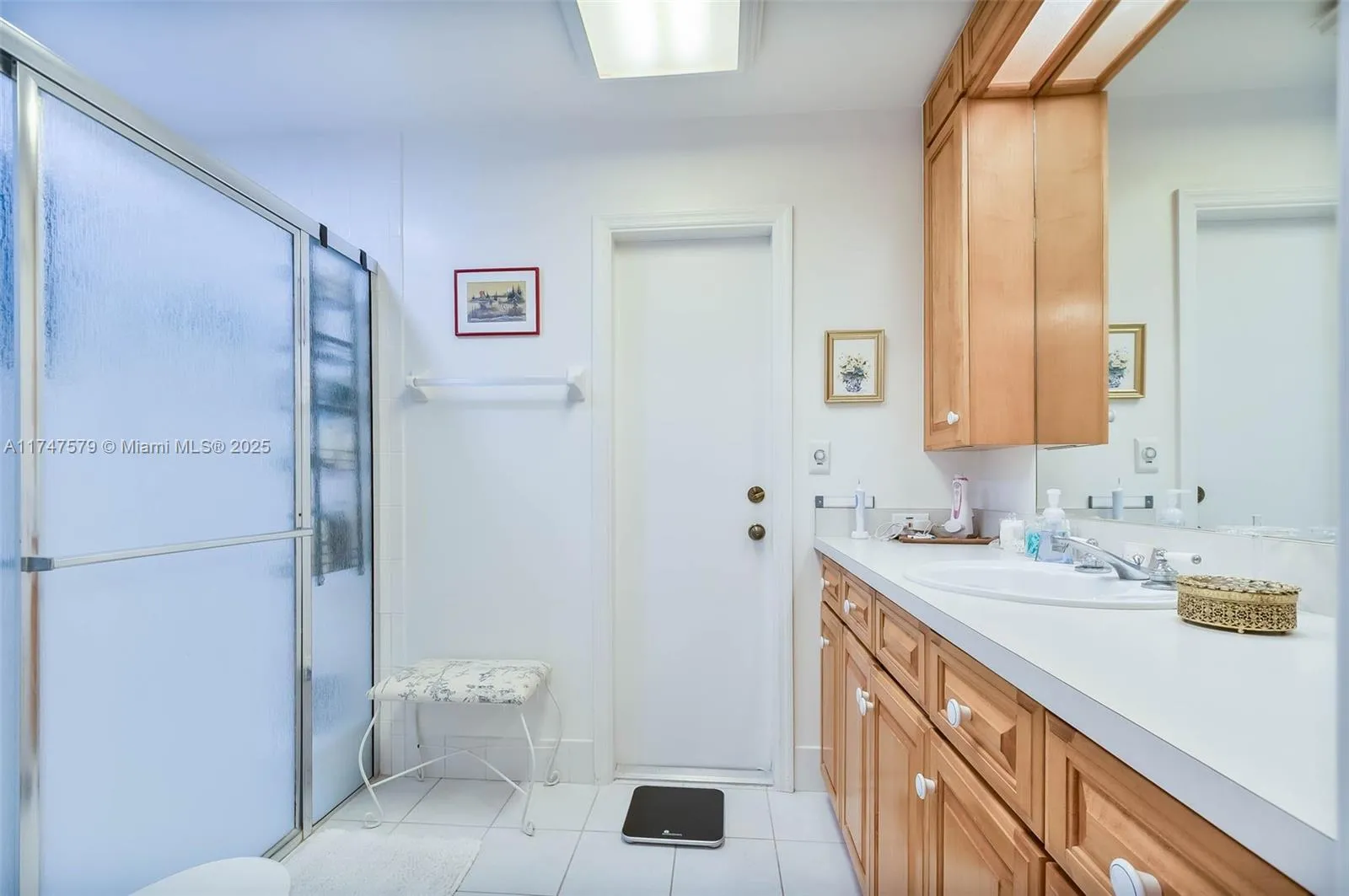 Palmetto Bay, Florida 33157, United States, 4 Bedrooms Bedrooms, ,3 BathroomsBathrooms,Residential,Active,2679