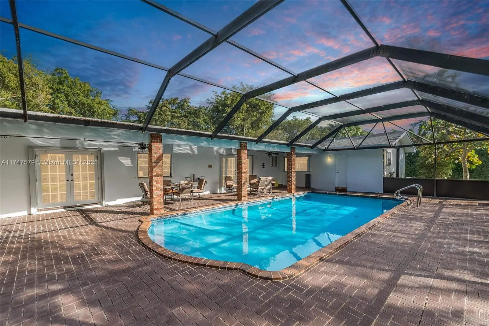 Palmetto Bay, Florida 33157, United States, 4 Bedrooms Bedrooms, ,3 BathroomsBathrooms,Residential,Active,2679