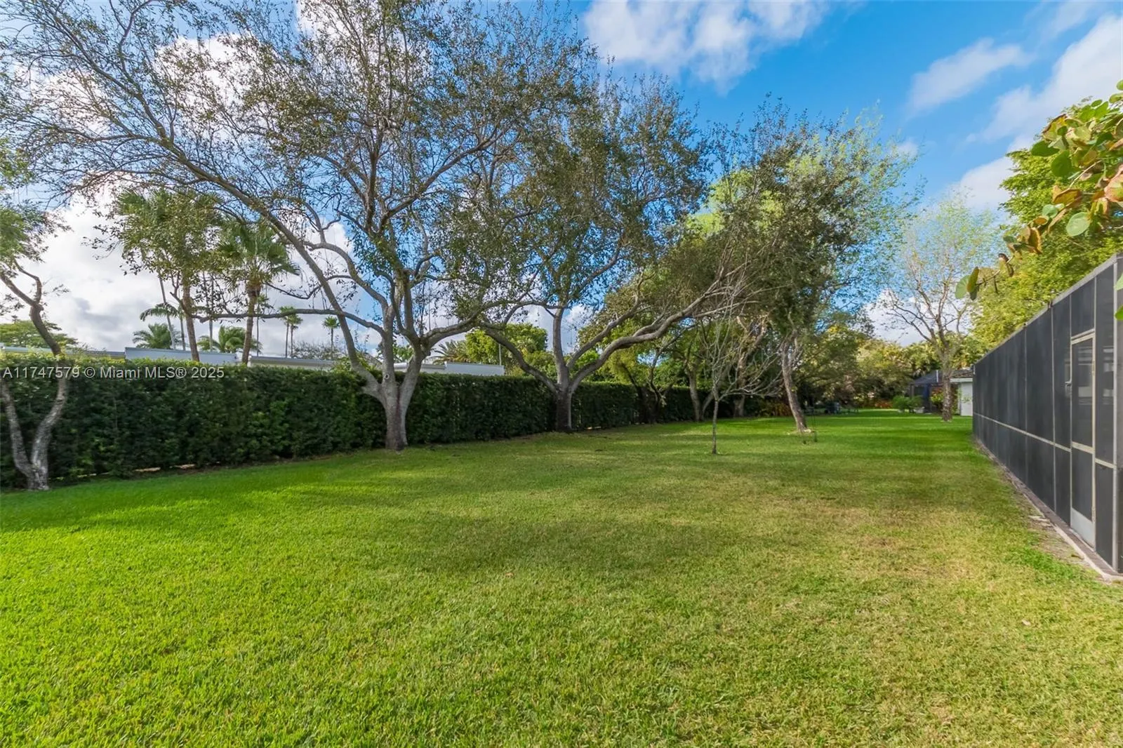 Palmetto Bay, Florida 33157, United States, 4 Bedrooms Bedrooms, ,3 BathroomsBathrooms,Residential,Active,2679