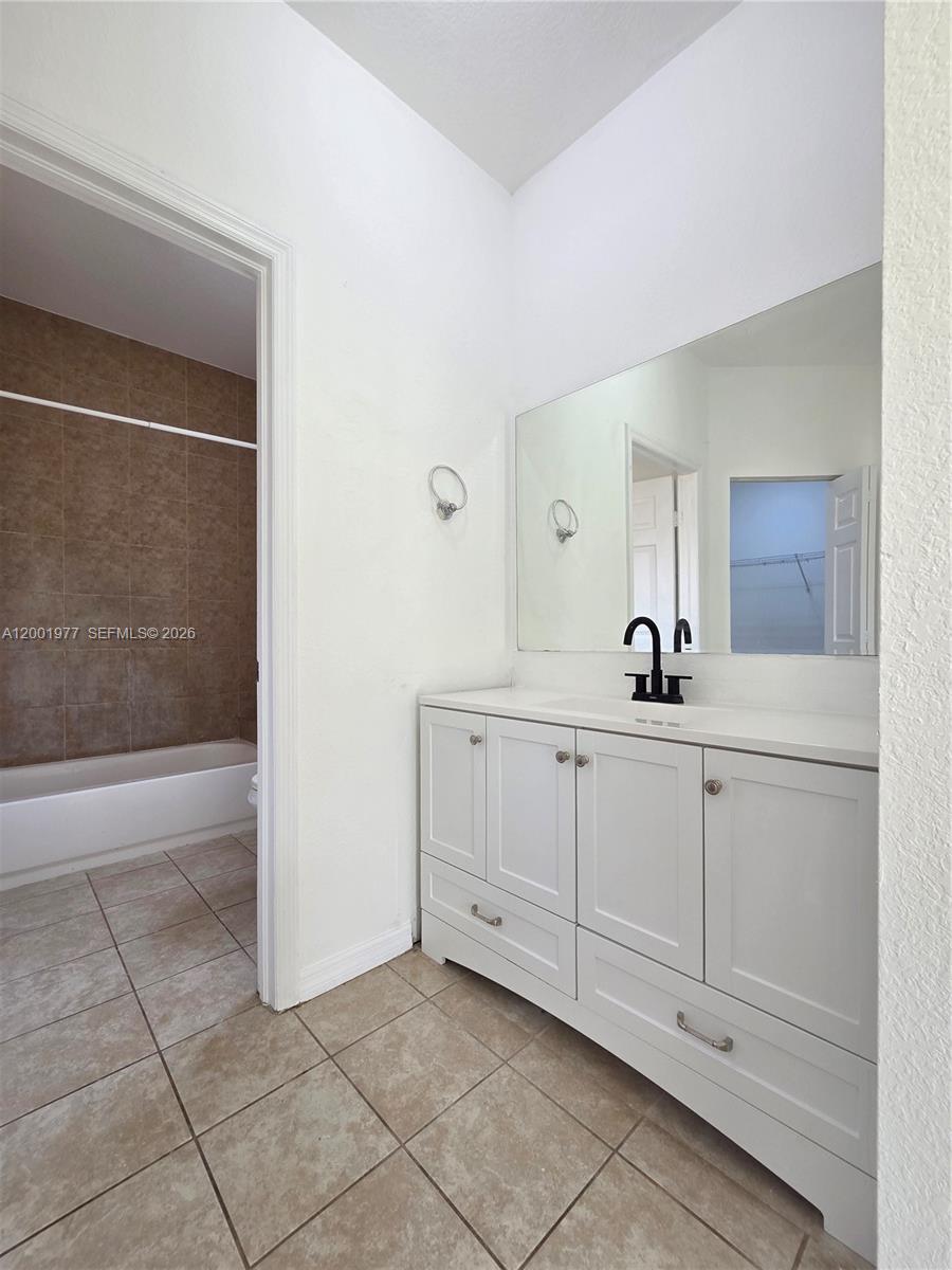 CHRISTYS ESTATES - Residential