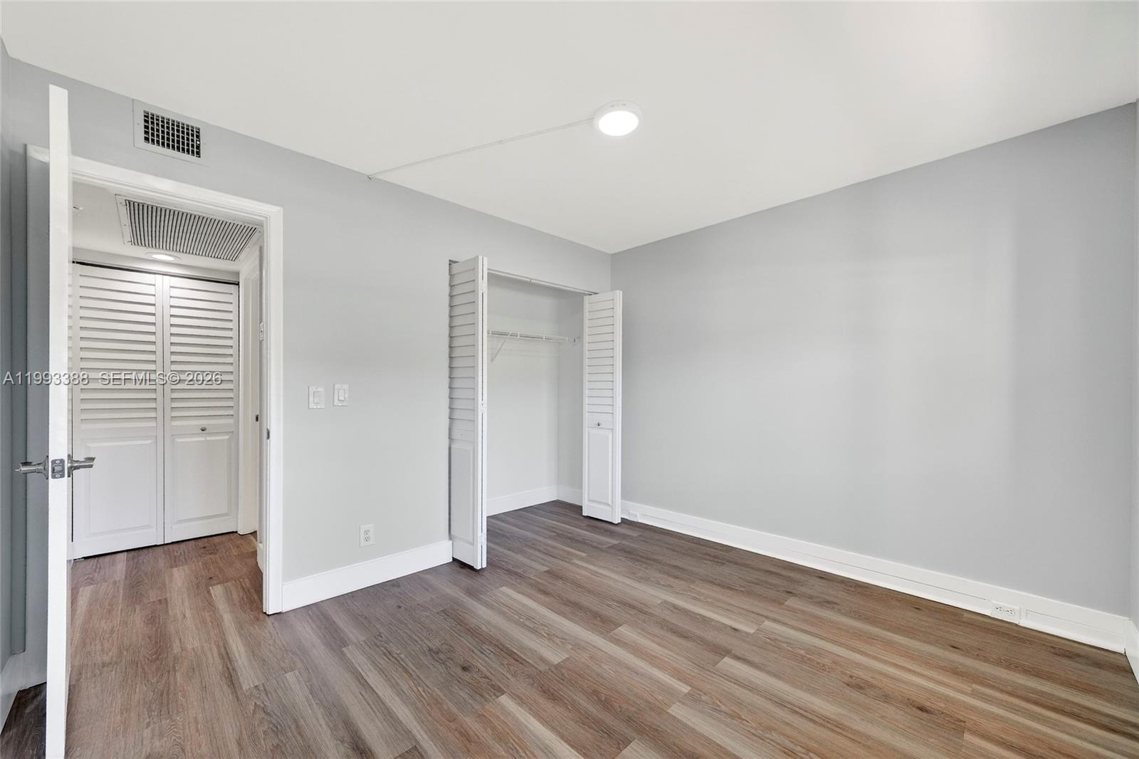 CAMBRIDGE AT CENTURY VILL - Residential