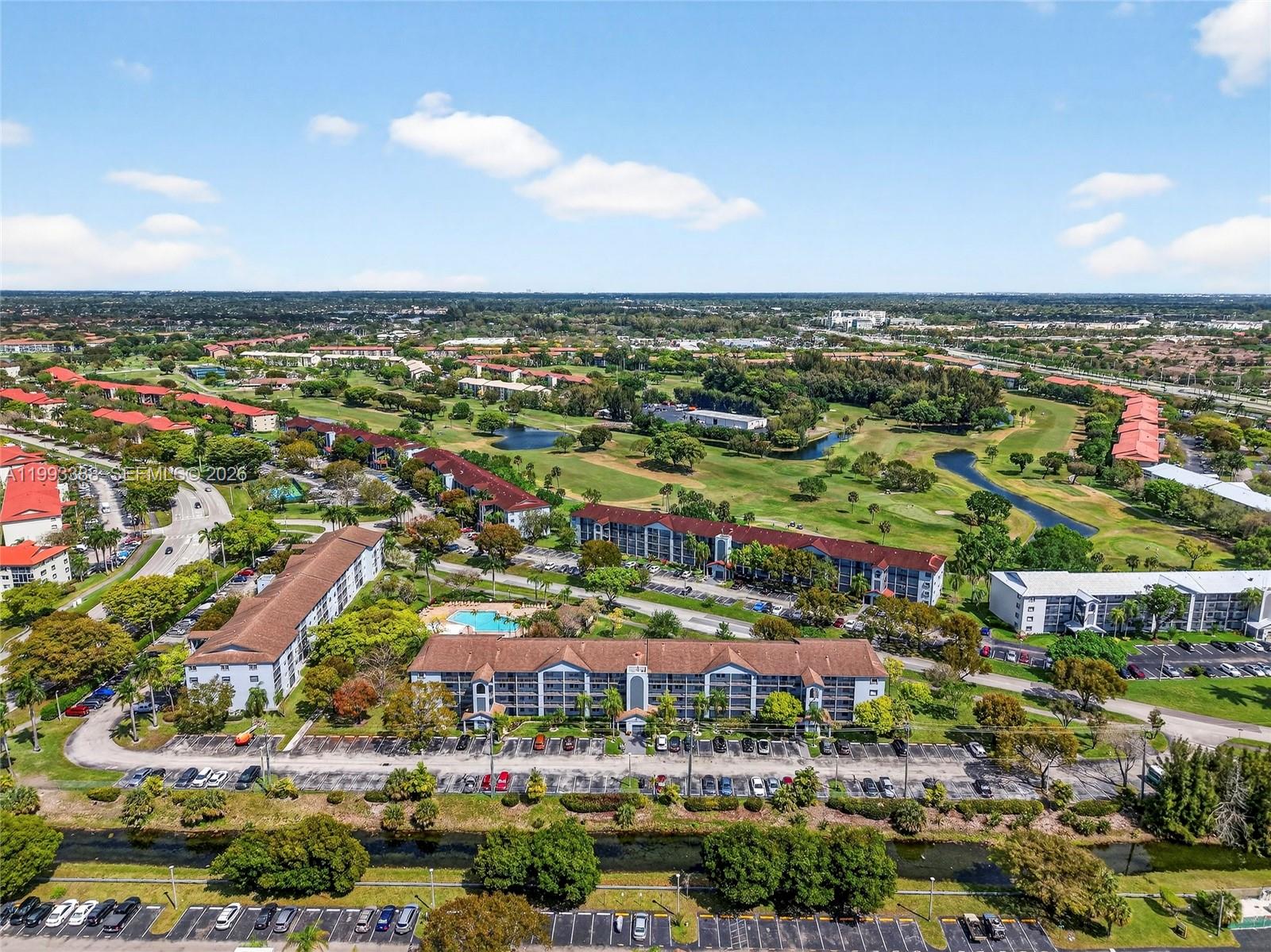 CAMBRIDGE AT CENTURY VILL - Residential