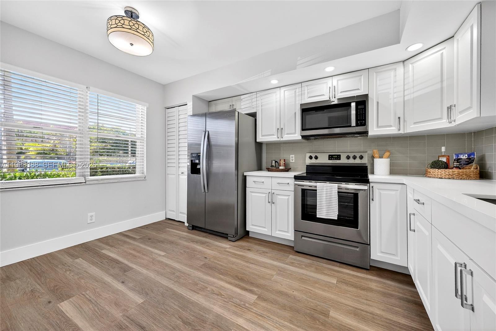 CAMBRIDGE AT CENTURY VILL - Residential