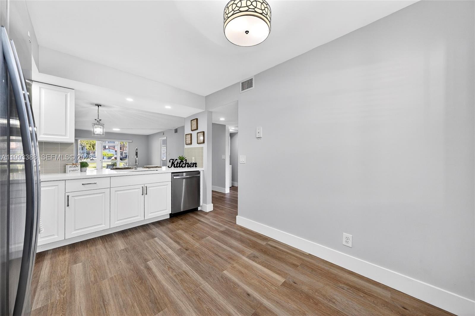 CAMBRIDGE AT CENTURY VILL - Residential