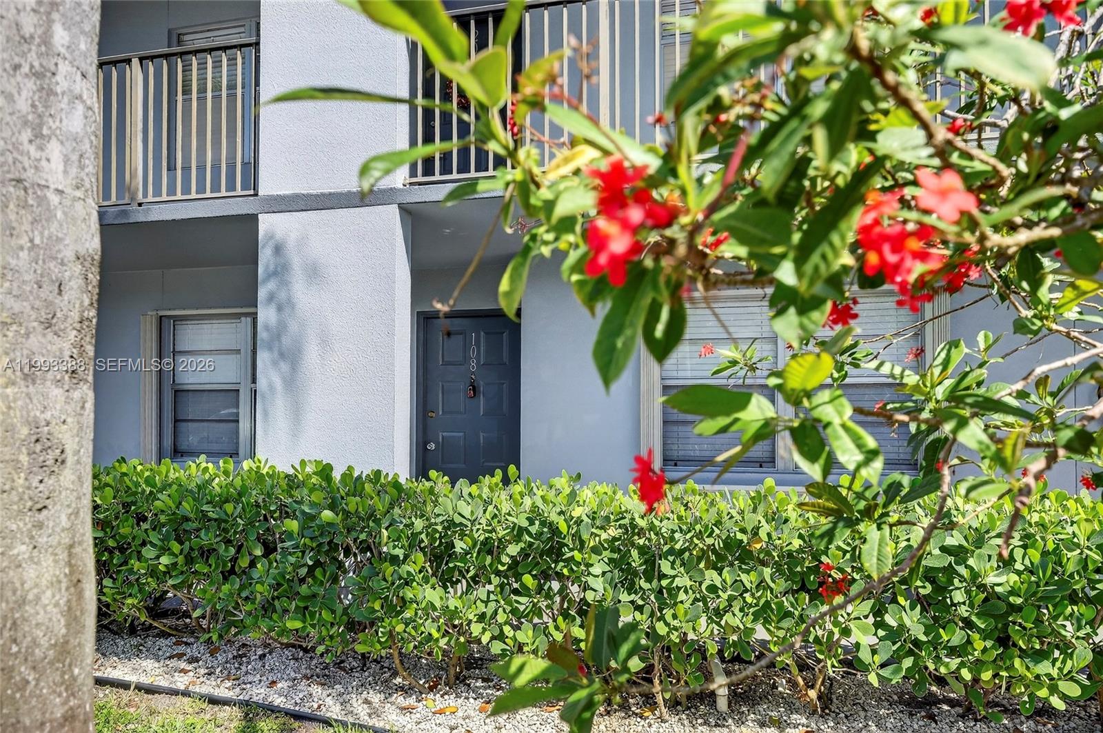 CAMBRIDGE AT CENTURY VILL - Residential