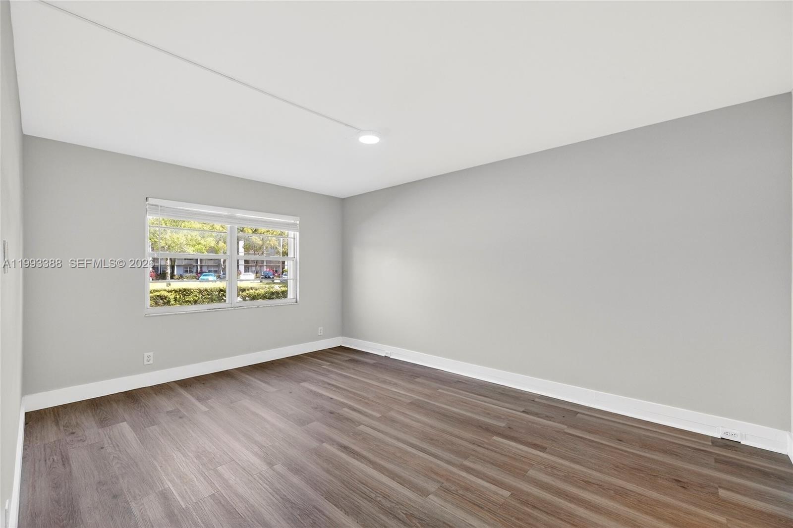 CAMBRIDGE AT CENTURY VILL - Residential