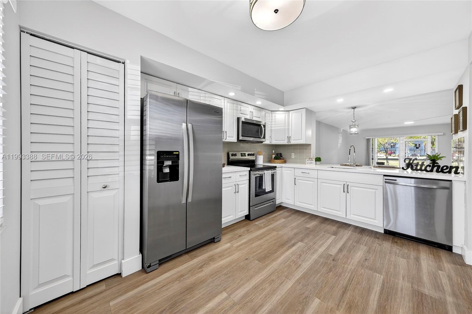 CAMBRIDGE AT CENTURY VILL - Residential