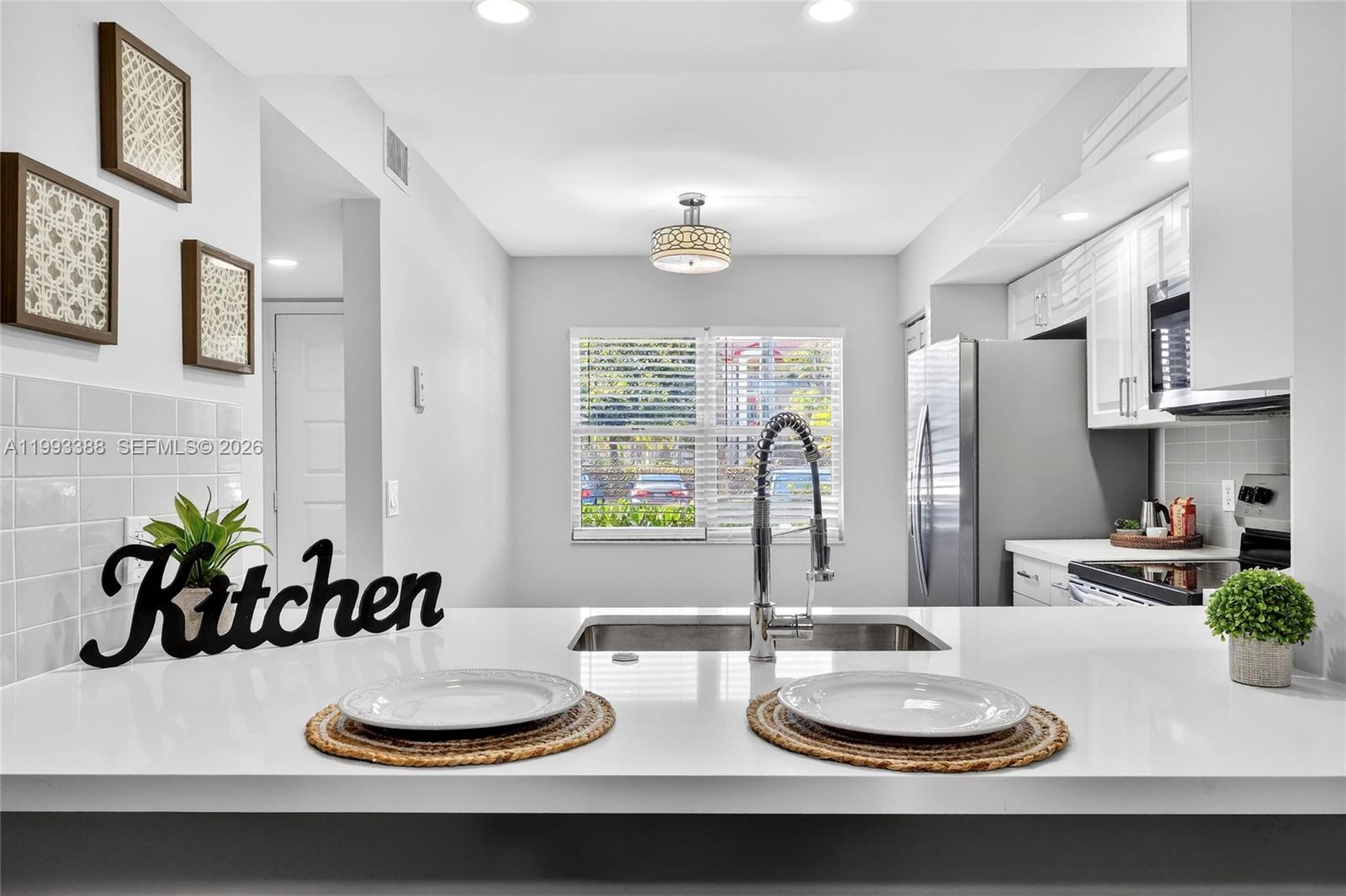 CAMBRIDGE AT CENTURY VILL - Residential