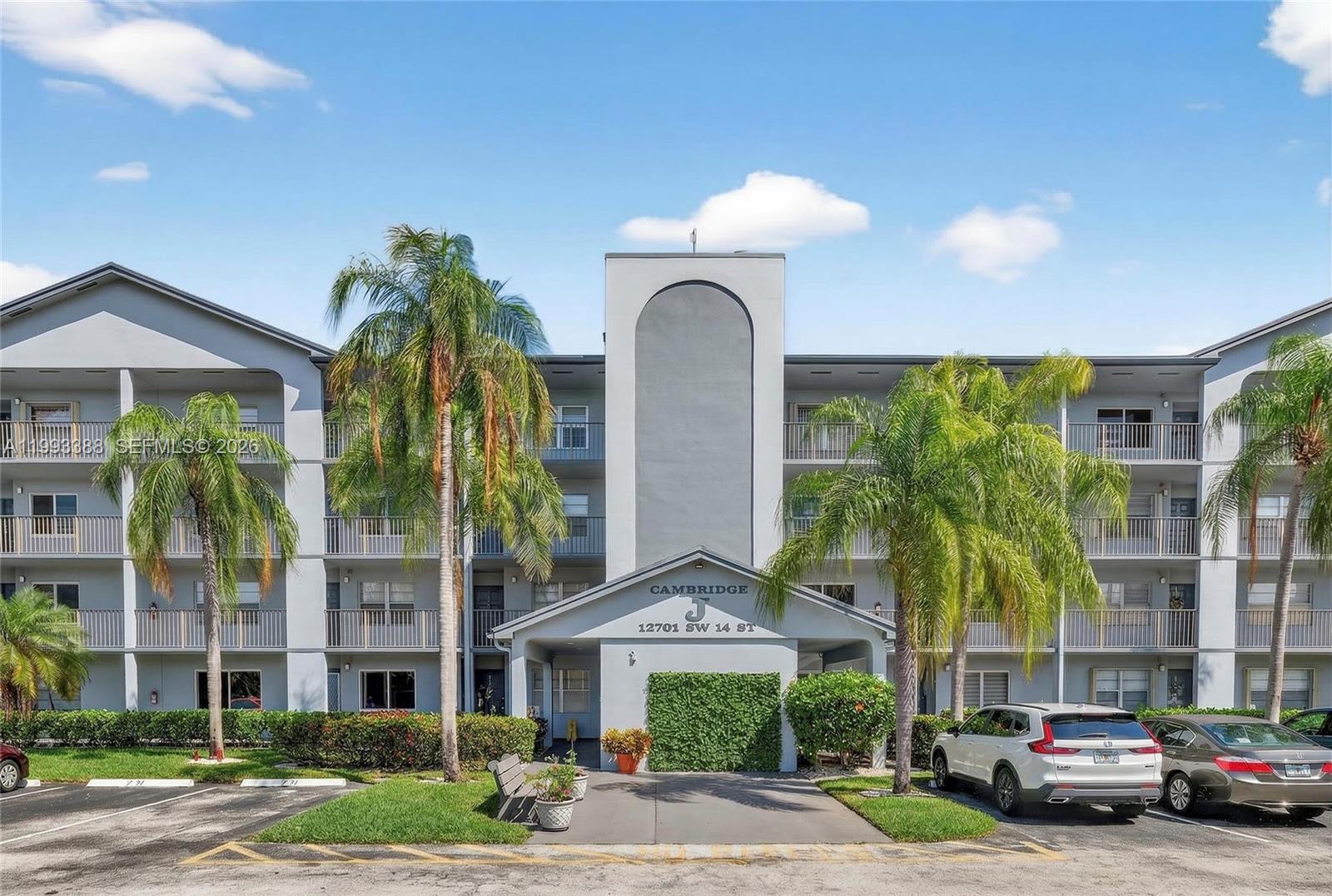 CAMBRIDGE AT CENTURY VILL - Residential