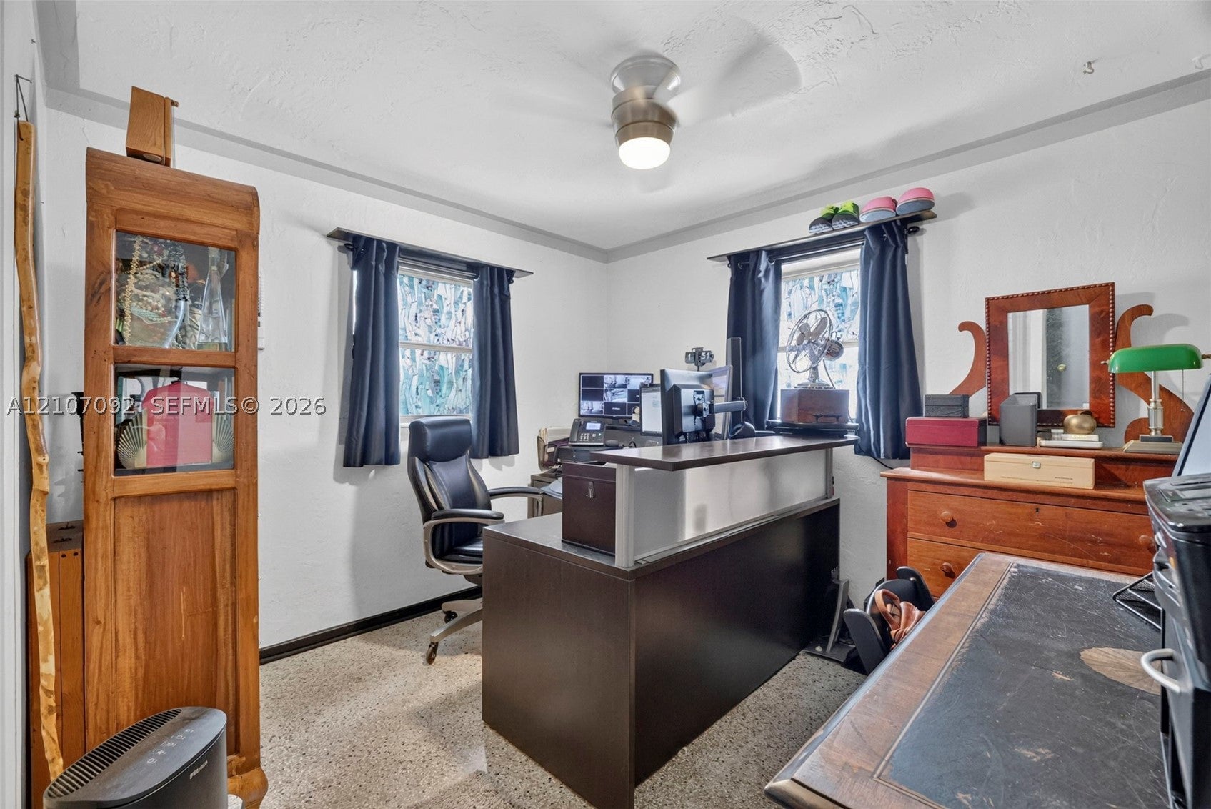 2864 NE 12th Ter