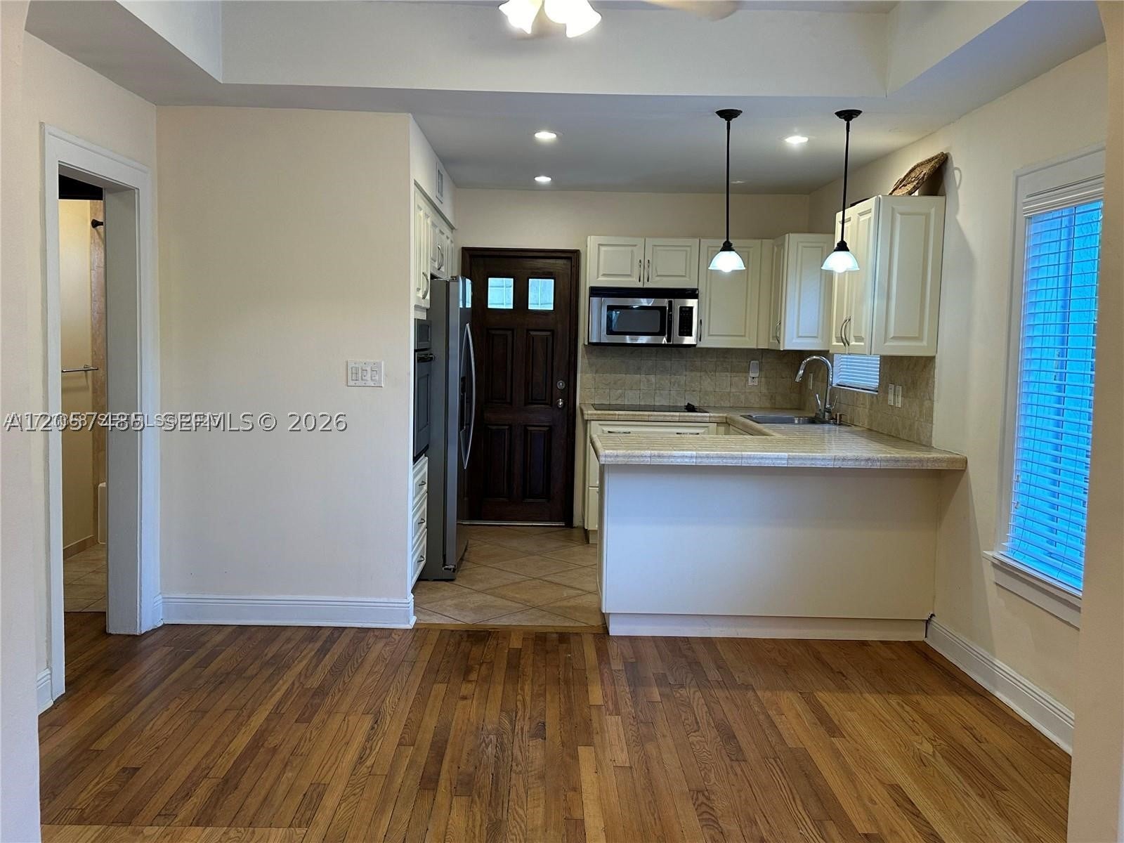 232 E De Leon Dr 232