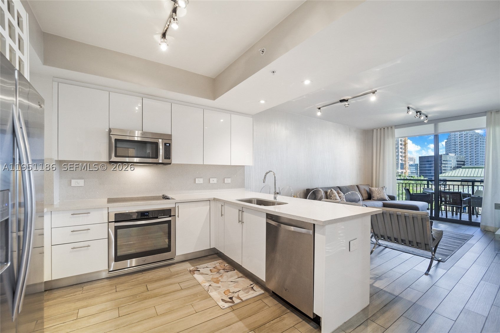 999 SW 1st Ave 1208