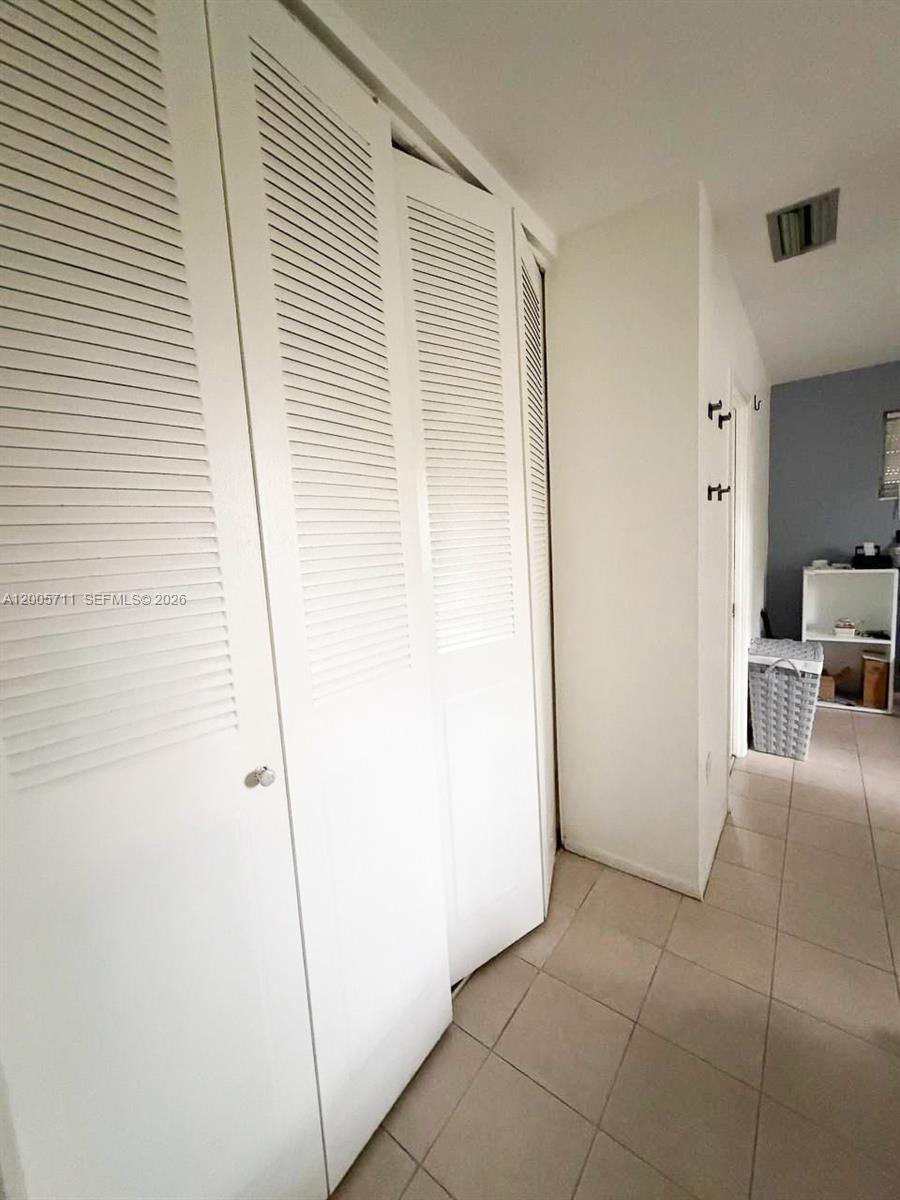 GOLD KEY VILLAS NO 8 COND - Residential Lease
