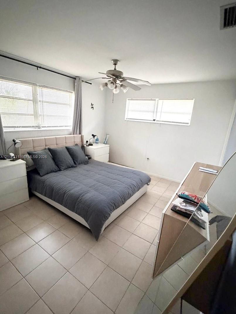 GOLD KEY VILLAS NO 8 COND - Residential Lease