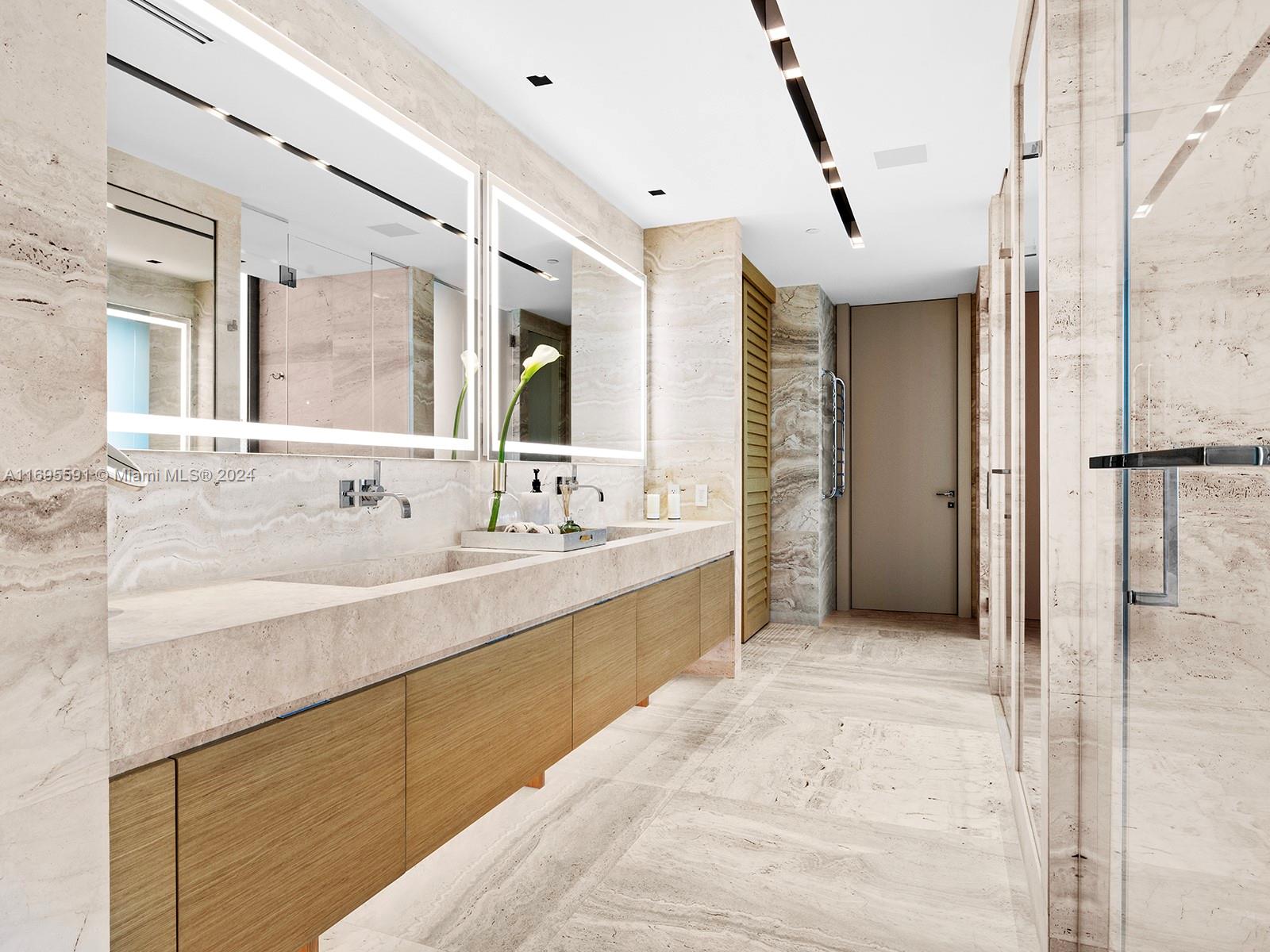 REGALIA CONDO - Residential