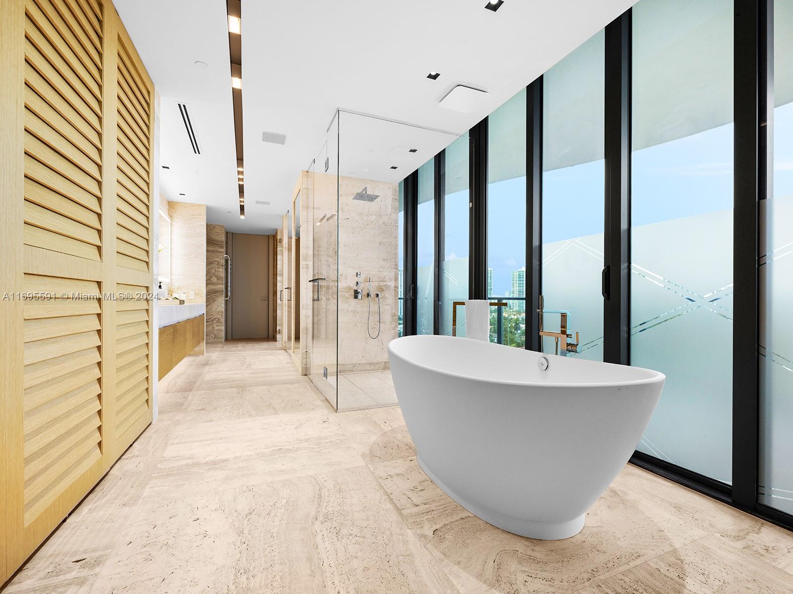 REGALIA CONDO - Residential