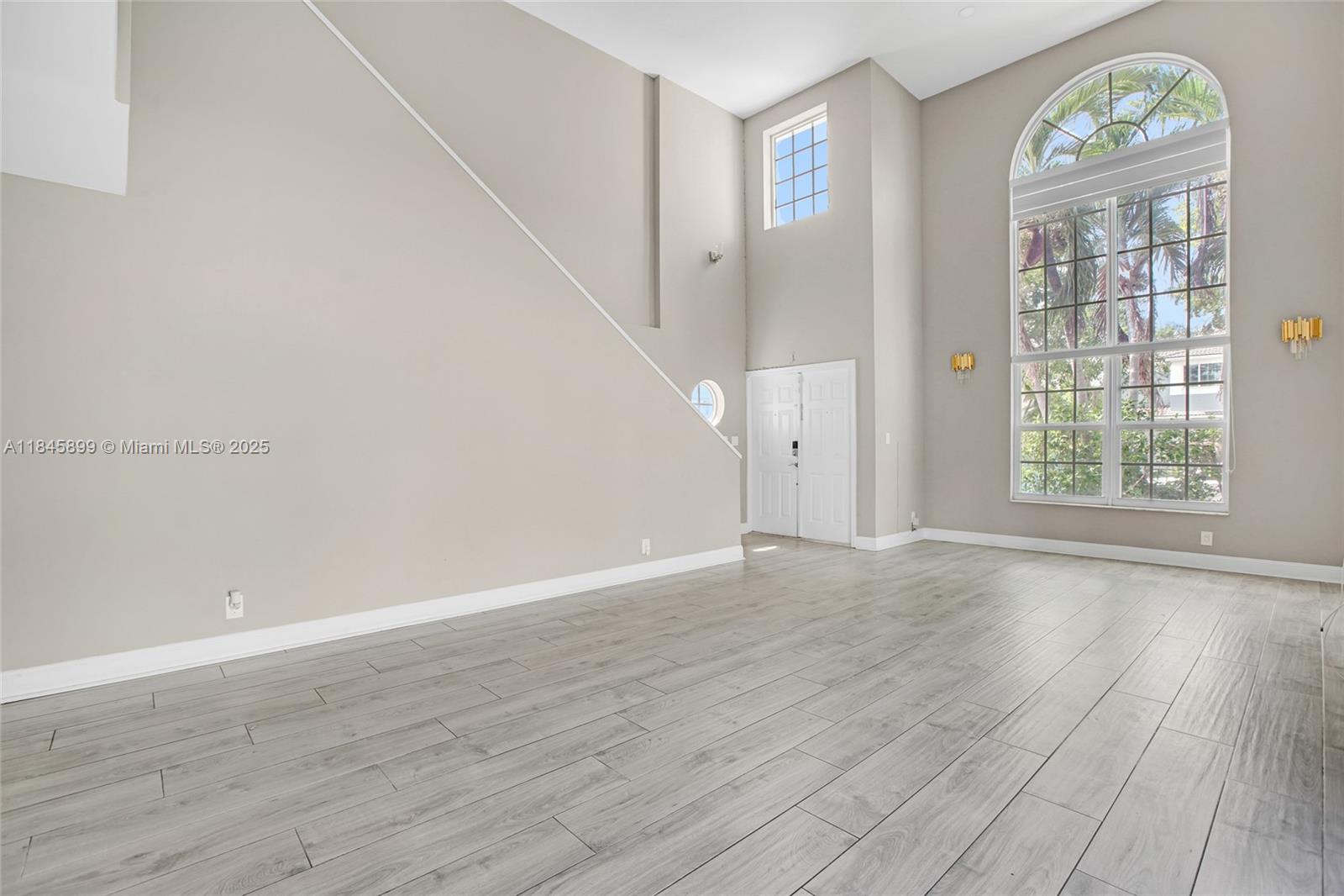 WINSTON PARK SECTION TWO- - Residential Lease