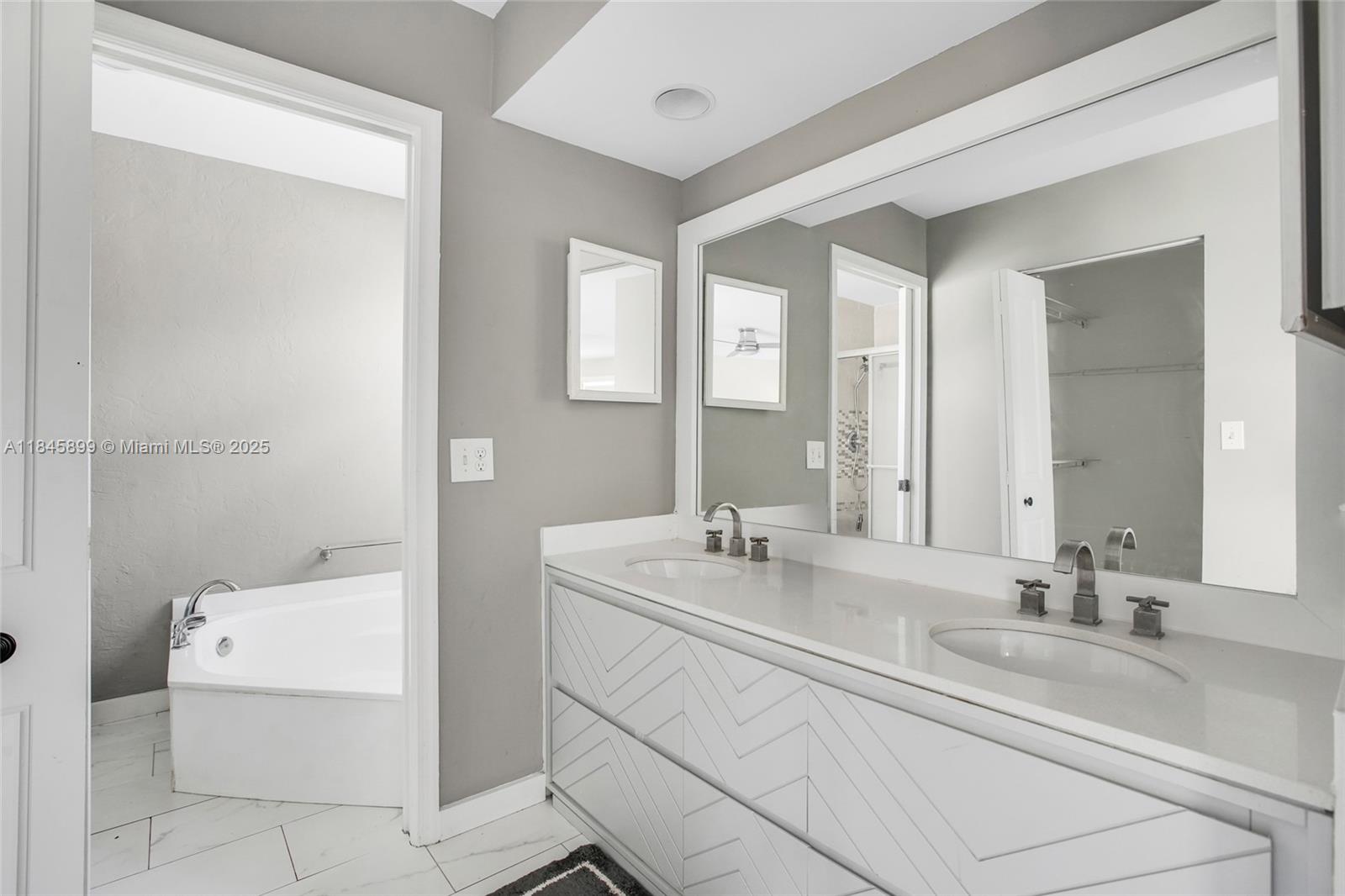 WINSTON PARK SECTION TWO- - Residential Lease