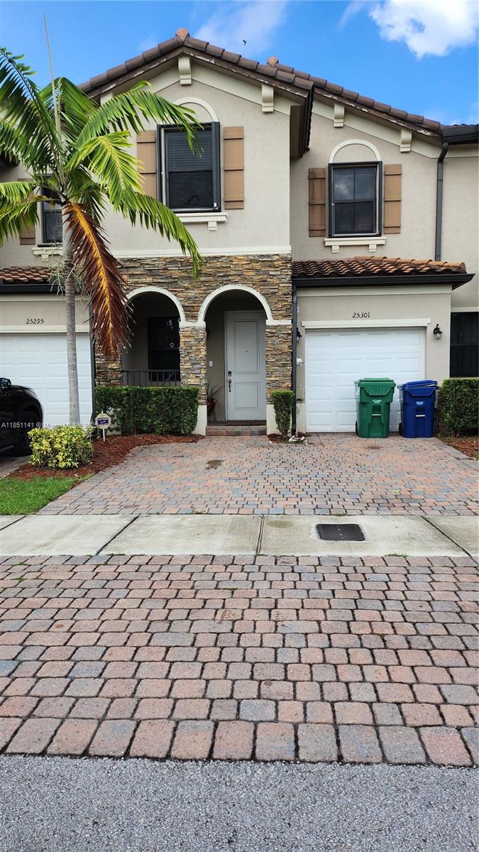 9B, with easy access to all Miami-Dade and The Keys. Gated community, security patrol 24/7.
Property is tenant occupied until August 31 2025.
Please give 24 hrs