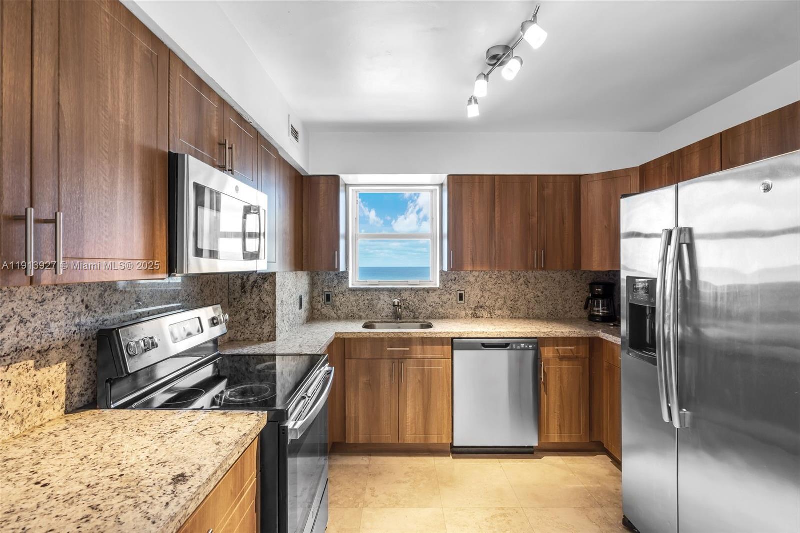 AMD PL OF FIRST OCEAN FRO - Residential Lease