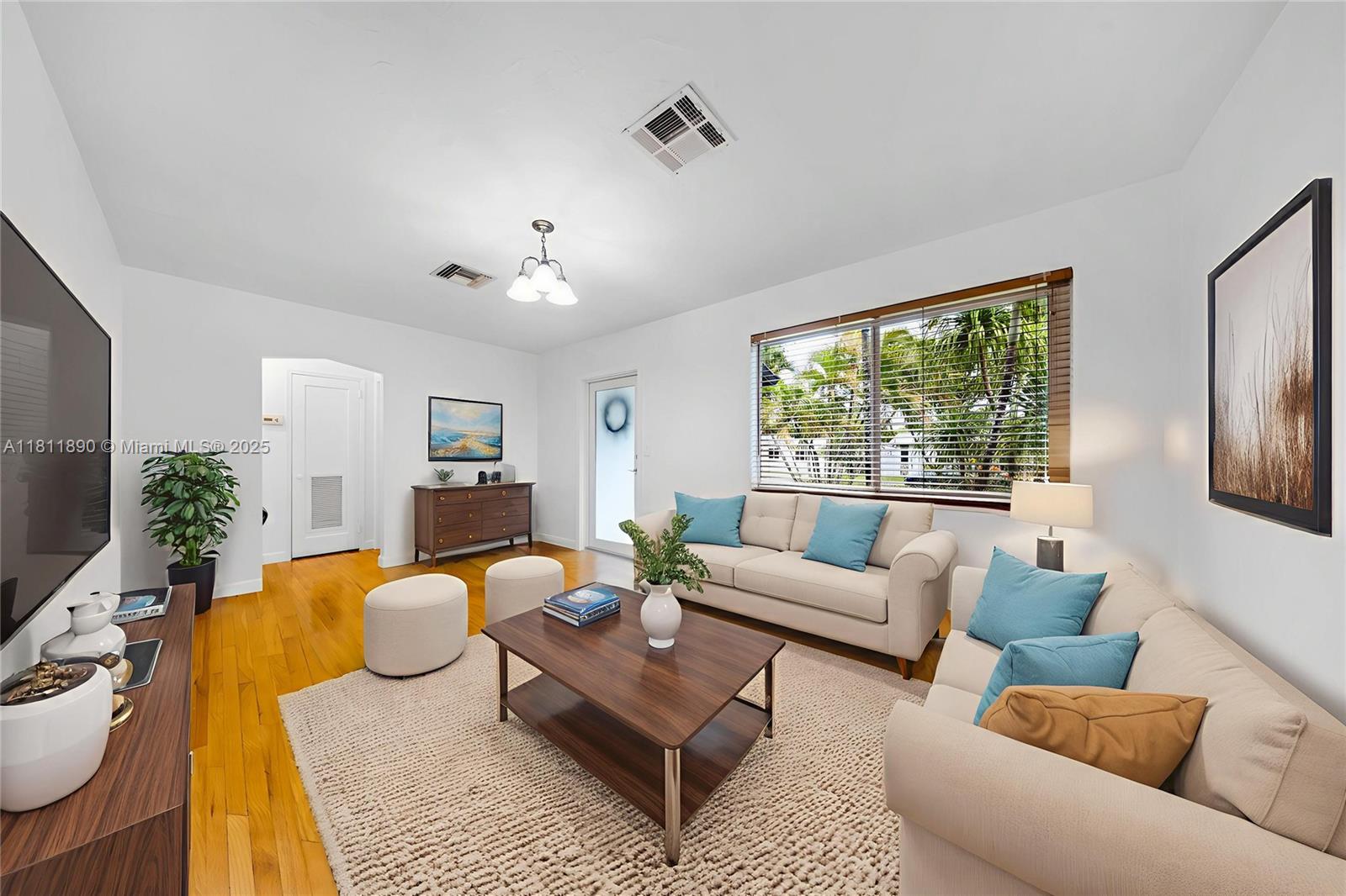 Property for Sale at 81 Hough Dr, Miami Springs, Miami-Dade County, Florida - Bedrooms: 3 
Bathrooms: 2  - $849,900