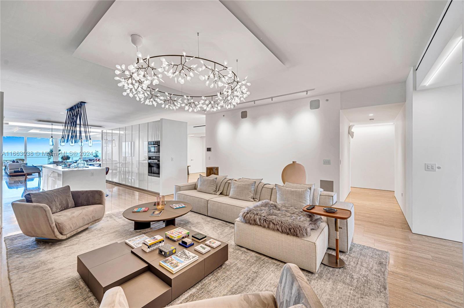 SURF CLUB CONDO - Residential