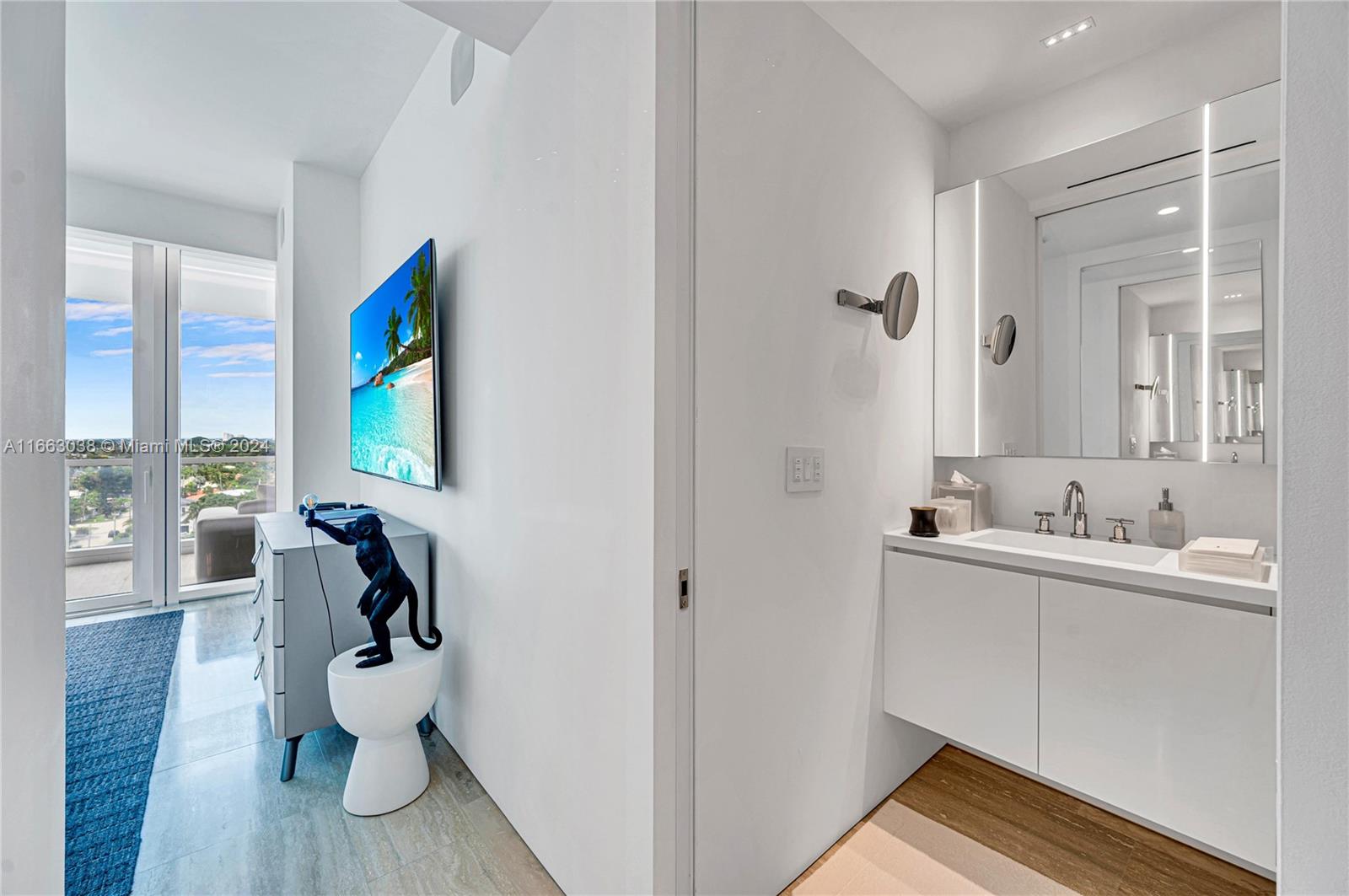 SURF CLUB CONDO - Residential