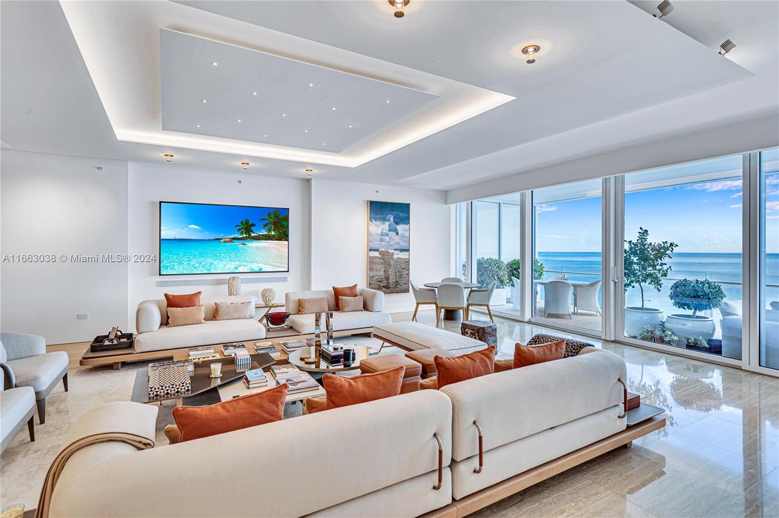 SURF CLUB CONDO - Residential