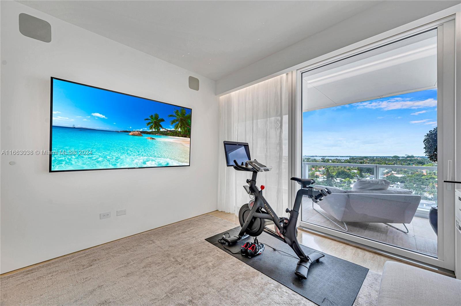 SURF CLUB CONDO - Residential