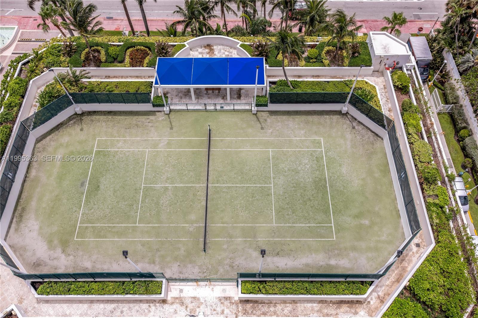 BLUE DIAMOND CONDO - Residential Lease