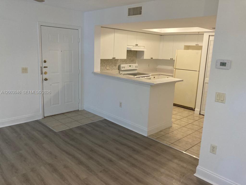 GRAND ISLES CONDO - Residential