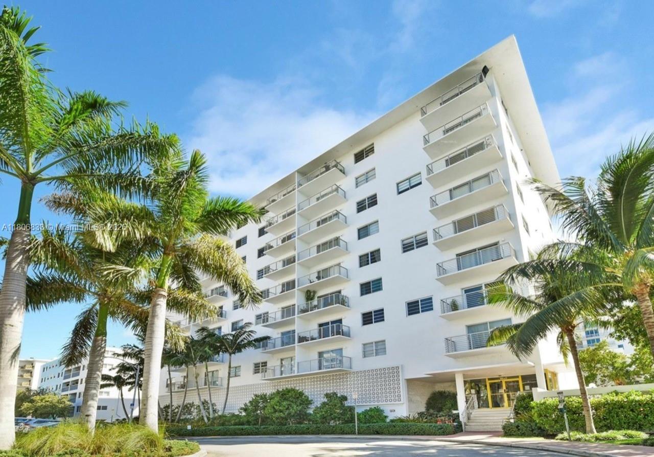 Rental Property at 1450 Lincoln Rd 505, Miami Beach, Miami-Dade County, Florida - Bedrooms: 2 
Bathrooms: 2  - $4,500 MO.